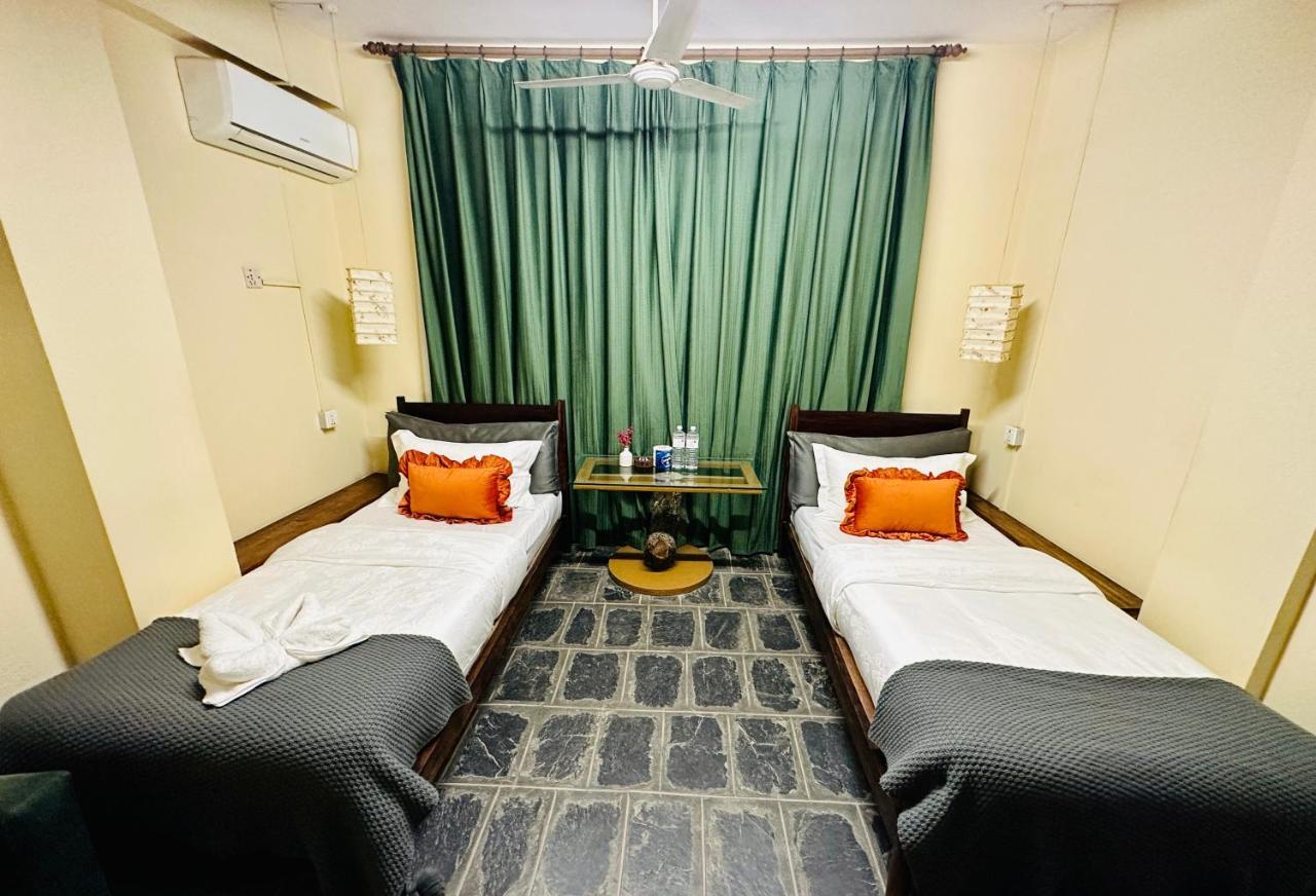 Hotel Darwin Kathmandu Buitenkant foto